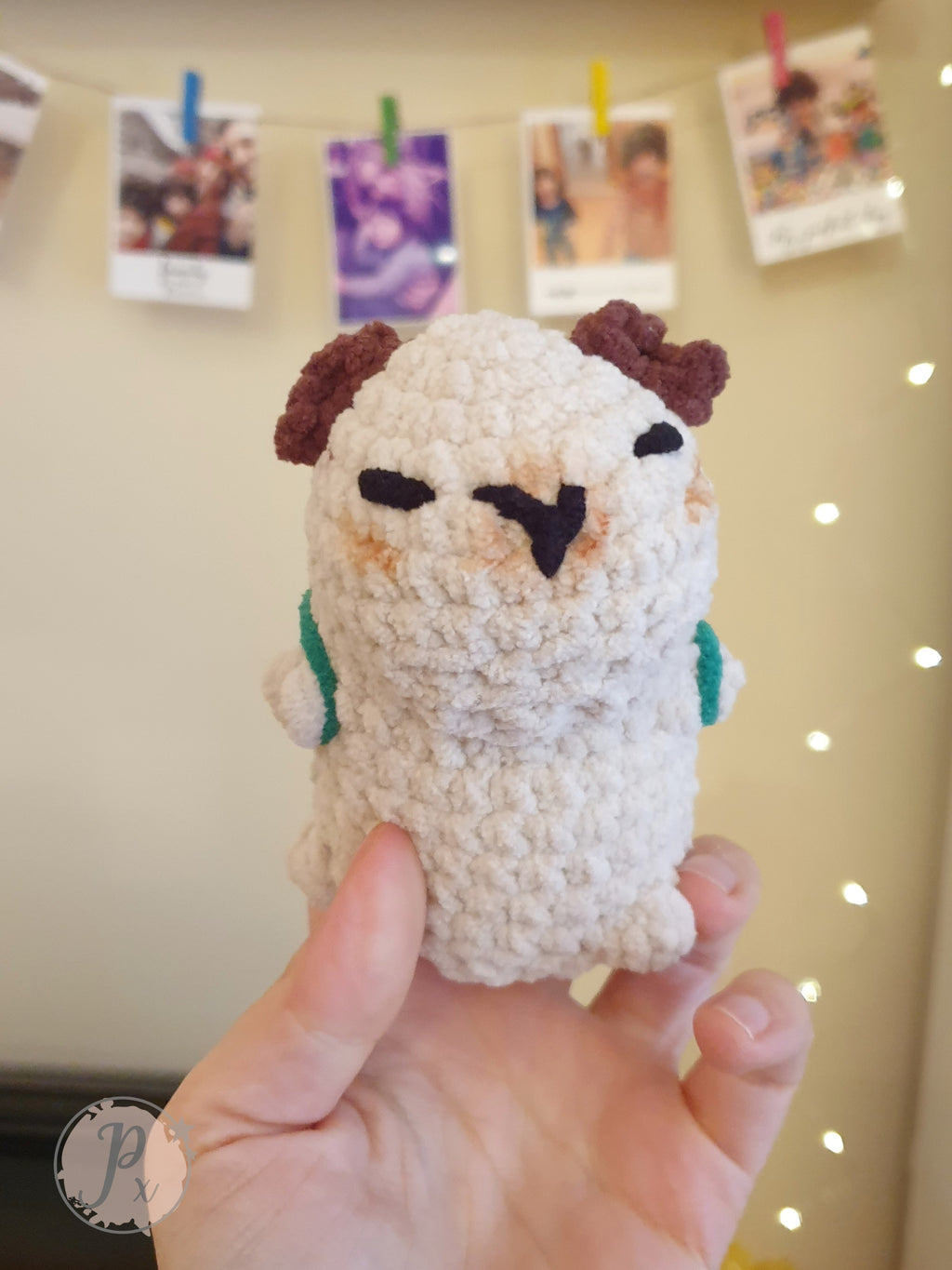 Capibara con mochila